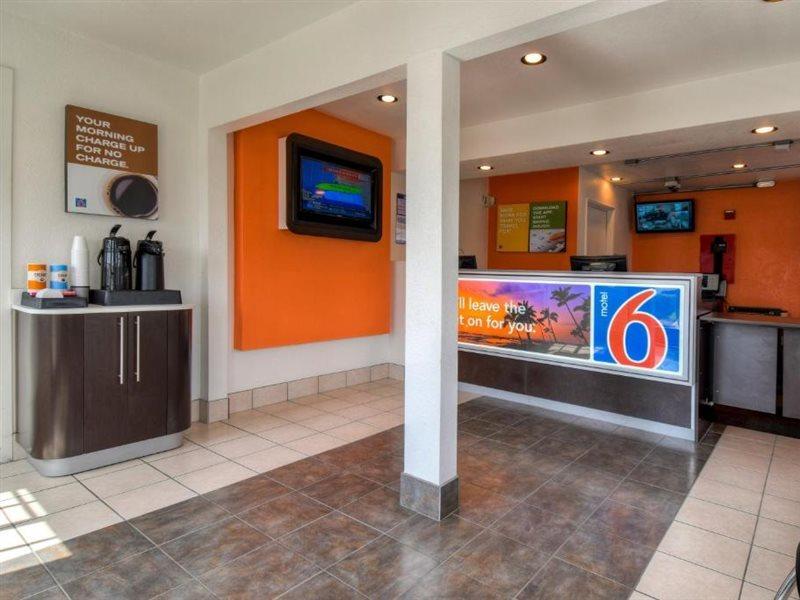 Motel 6-Escondido, Ca Экстерьер фото